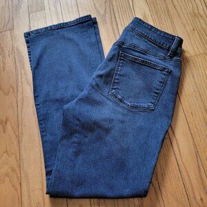 Talbots Womens Curvy Fit Simply Flattering Pocket Jeans Size 6 Mid Blue Denim
